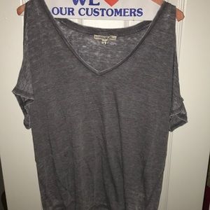 Cold Shoulder Gray, Soft, loose fit. EXPRESS